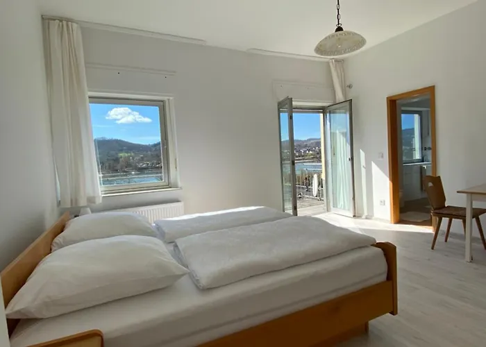 招待所 Rheinblick 布劳巴赫